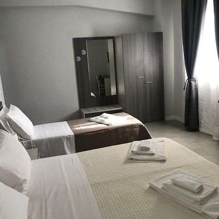 Borgo Palombaio Home คาตาเนีย ภายนอก รูปภาพ