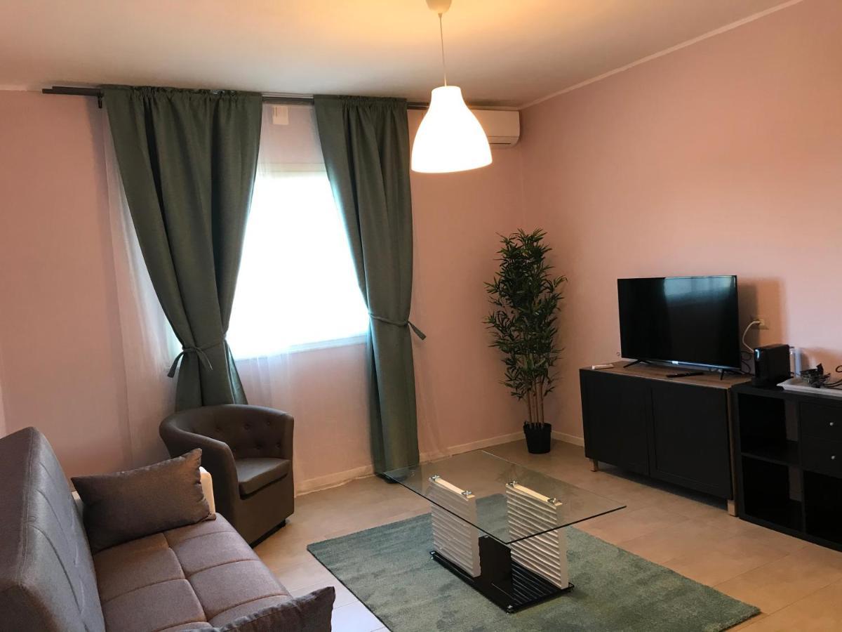 Borgo Palombaio Home คาตาเนีย ภายนอก รูปภาพ